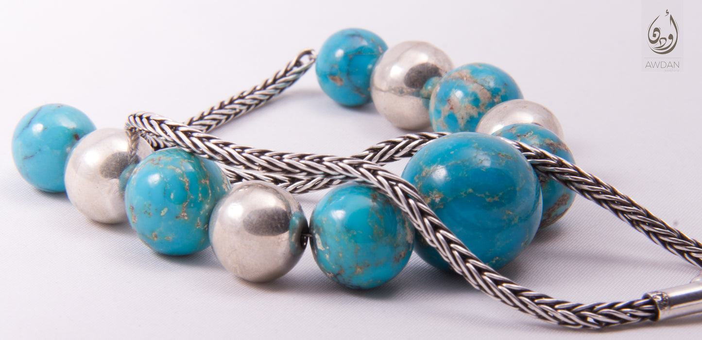 Graded Turquoise And Silver Necklace
