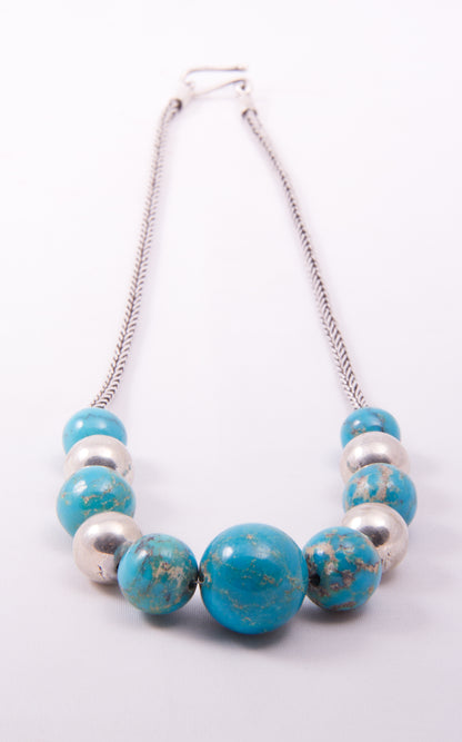 Graded Turquoise And Silver Necklace