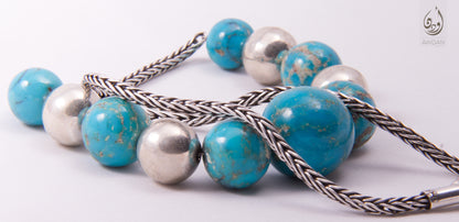 Graded Turquoise And Silver Necklace