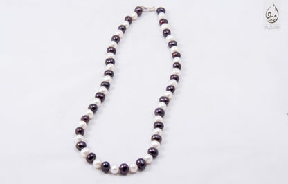Mixed Black And White Pearls Necklace