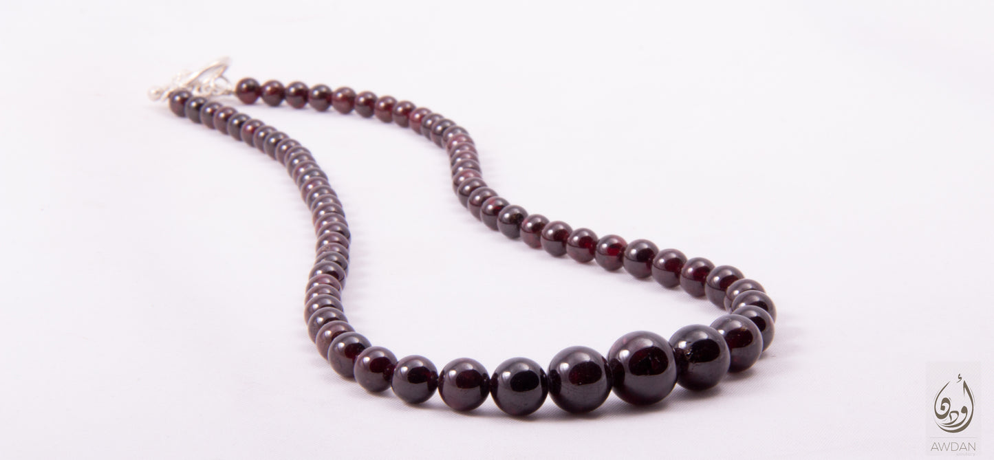 Graded Garnet Necklace