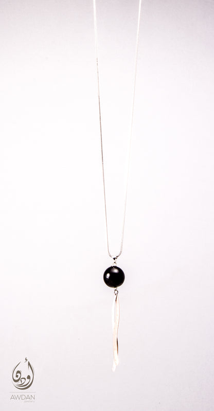 Wavy Lines On Stone Necklace