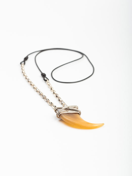 Lion’s Claw on Silver/Thread Necklace
