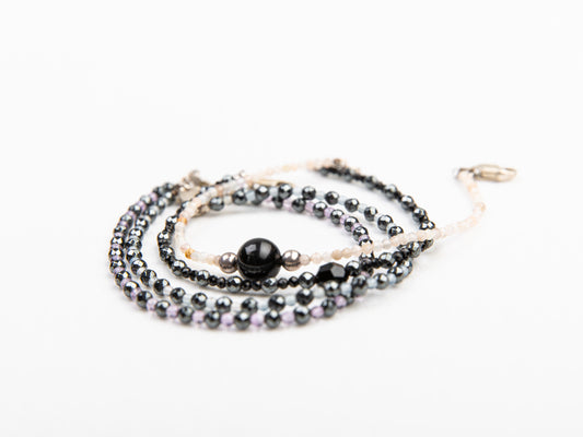 Minimalistic Tiny Beads Bracelet