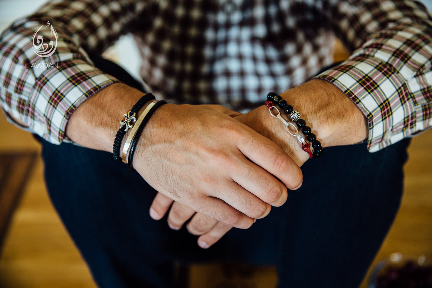 Simple Leather Bracelet with Tube Lock